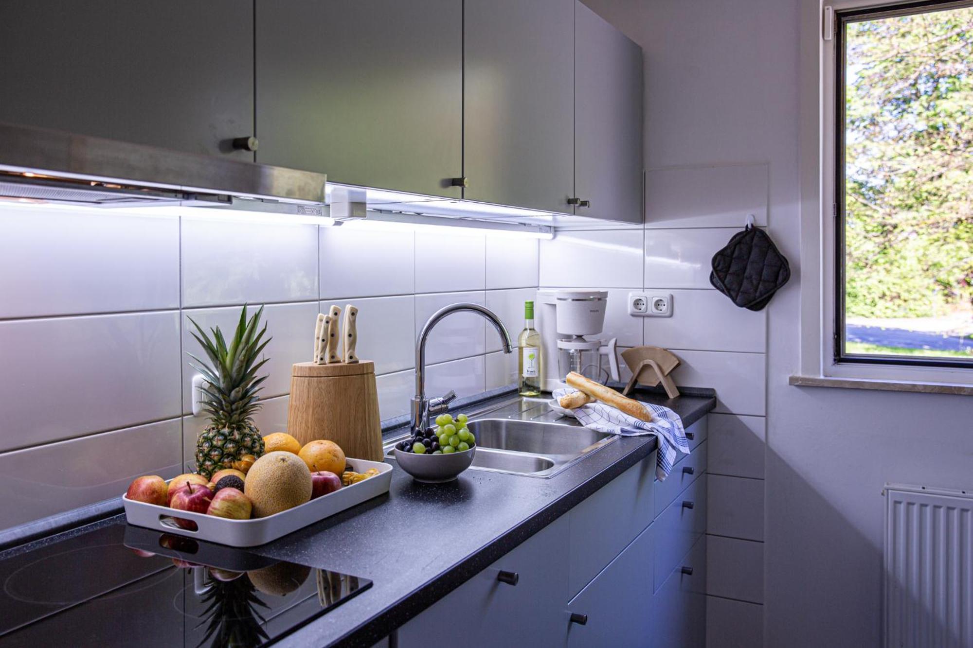 Have-A-Nice-Stay - Nahe Der U-Bahn Nach Hamburg - Natur 1 Minute Entfernt - Baecker & Restaurants 500M - Lidl 800M - Zentrum 1,5Km Аренсбург Экстерьер фото